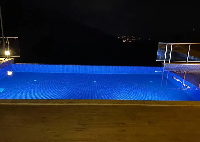 Villa La Celine- Xlarge Complete Privacy In Nature, Pool With Wonderful View