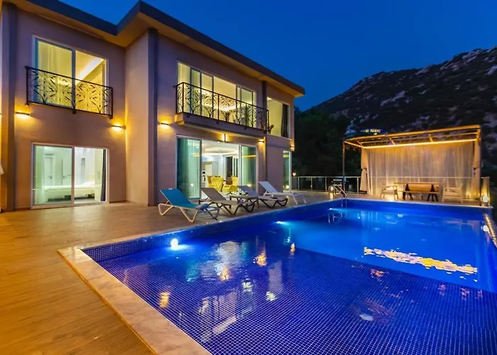 La Celine- Xlarge Complete Privacy In Nature, Pool With Wonderful View Villa *