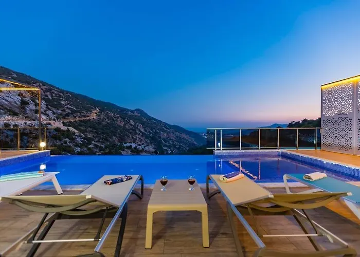 La Celine- Xlarge Complete Privacy In Nature, Pool With Wonderful View