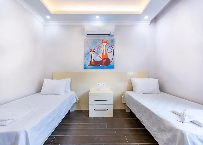 La Celine- Xlarge Complete Privacy In Nature, Pool With Wonderful View *
