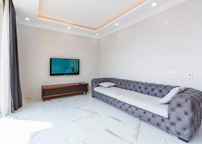 La Celine- Xlarge Complete Privacy In Nature, Pool With Wonderful View *