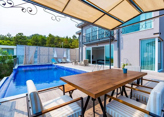 Villa La Celine- Xlarge Complete Privacy In Nature, Pool With Wonderful View