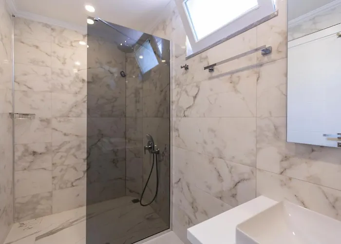 La Celine- Xlarge Complete Privacy In Nature, Pool With Wonderful View *
