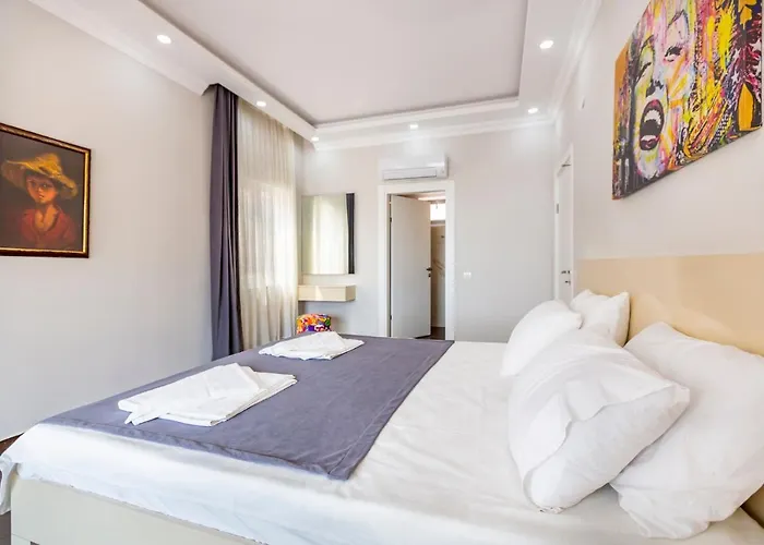 La Celine- Xlarge Complete Privacy In Nature, Pool With Wonderful View *