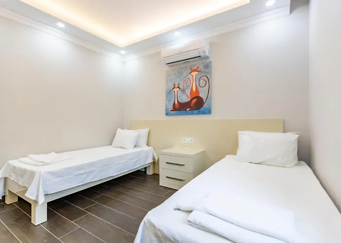 La Celine- Xlarge Complete Privacy In Nature, Pool With Wonderful View