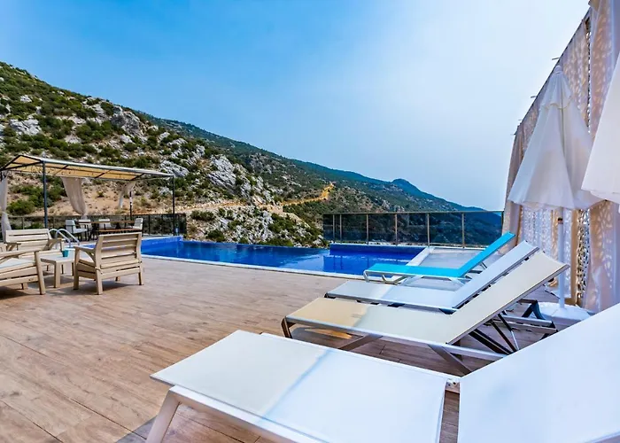 La Celine- Xlarge Complete Privacy In Nature, Pool With Wonderful View *