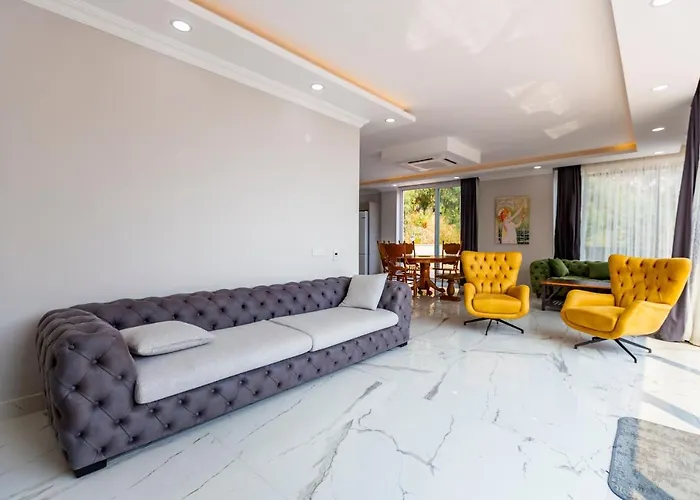 Villa La Celine- Xlarge Complete Privacy In Nature, Pool With Wonderful View