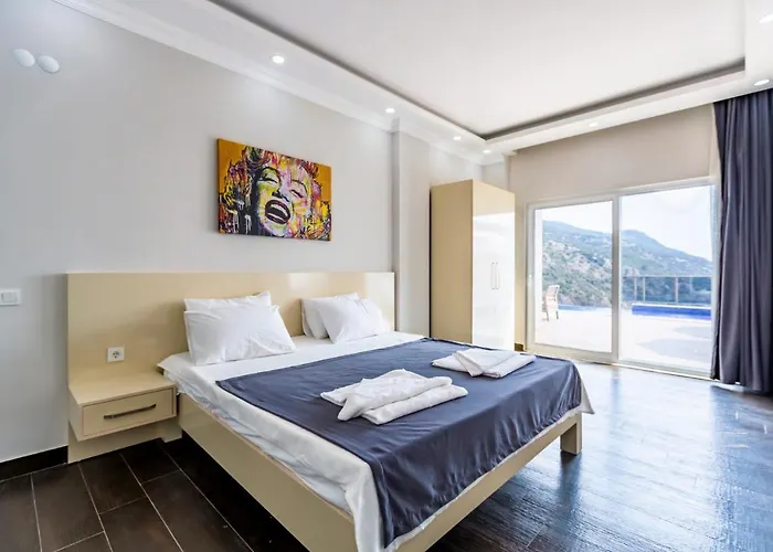 Villa La Celine- Xlarge Complete Privacy In Nature, Pool With Wonderful View *